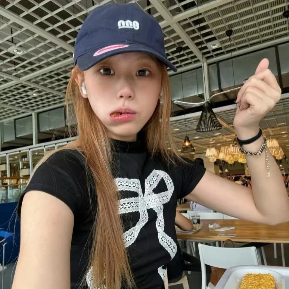 戴眼镜的人